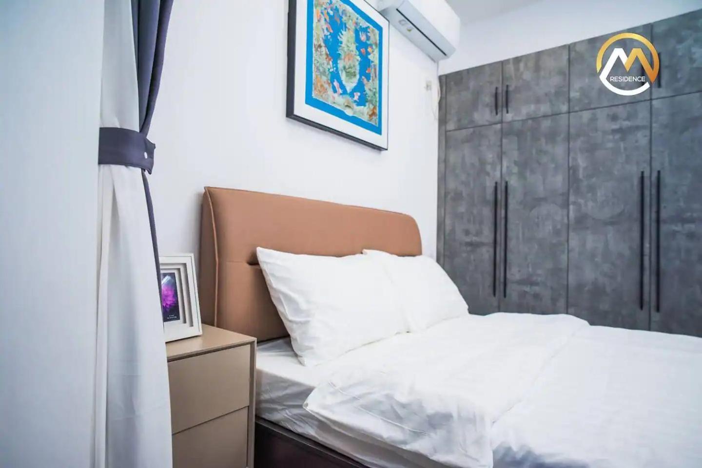 Hotel Serviced Apartments Top One Infinity Pool With View Of 360 Degree Phnom Penh Extérieur photo