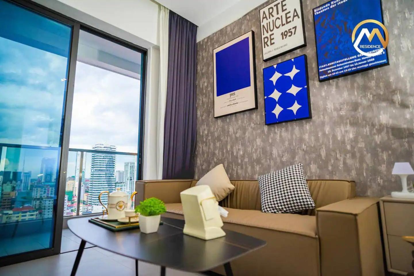 Hotel Serviced Apartments Top One Infinity Pool With View Of 360 Degree Phnom Penh Extérieur photo