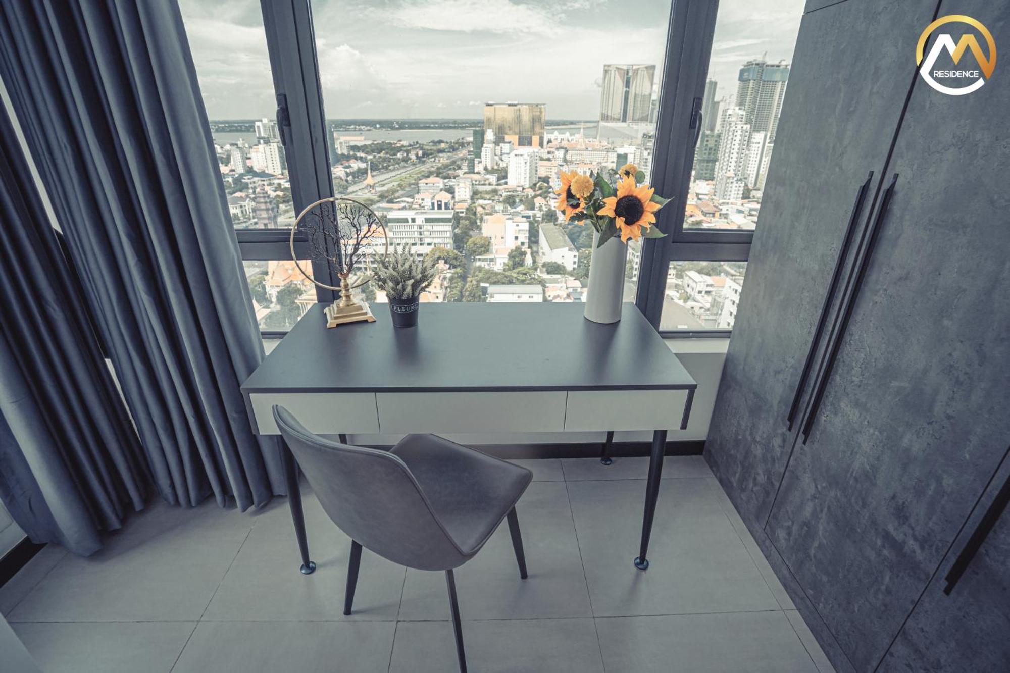 Hotel Serviced Apartments Top One Infinity Pool With View Of 360 Degree Phnom Penh Extérieur photo